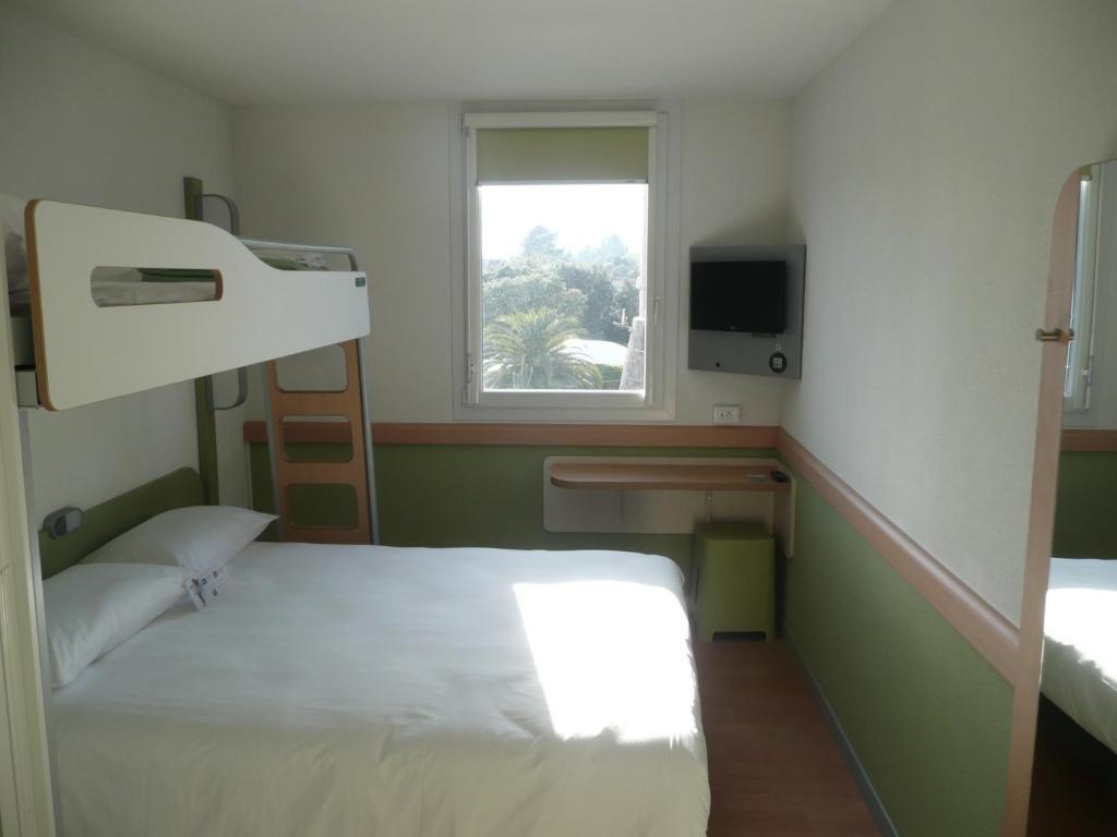 Ibis Budget Ajaccio Ajaccio  Zimmer foto